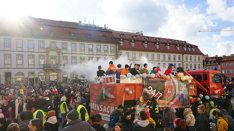 Die sch&ouml;nsten Bilder vom Faschingsumzug Bamberg 2024
