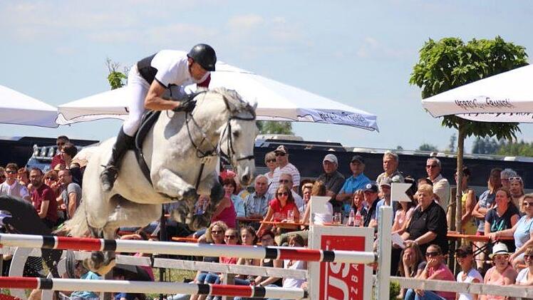 Impressionen vom Reitturnier in Detter. Foto: Sebastian Schmitt