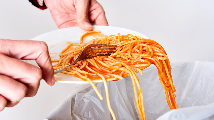 Essen, Lebensmittelverschwendung, Müll