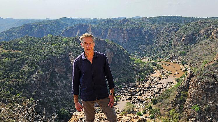 In seiner ersten Folge "Erlebnis Erde" besucht Dirk Steffens den Kruger-Nationalpark in S&uuml;dafrika.