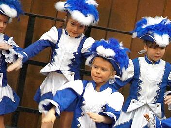 Auch die Kleinsten mischen mit: Die Little Dancers der 1. Kulmbacher Showtanzgarde. Foto: Archiv/Matthias Hoch