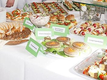 Allerlei Fingerfood wird es auch am Tag der offenen Tür, am Sonntag, 2. April, von 11 bis 17 Uhr an der Bischofsheimer Hauswirtschaftsschule geben.  Foto: Marion Eckert