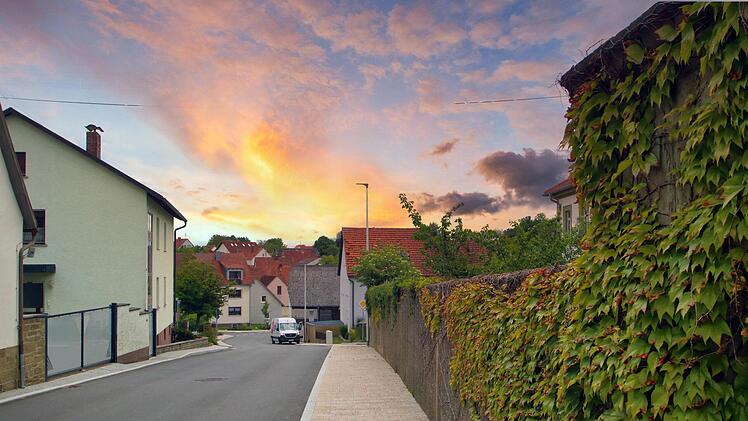 Die Pfarrer-Braum-Straße im Stadtteil Wermerichshausen erinnert an Pfarrer  Robert Braum.  Foto: Dieter Britz