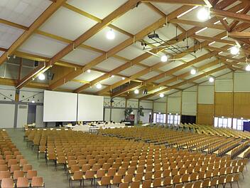 Ganz so groß wie das Exemplar in Lichtenfels soll die Kronacher  Stadthalle nicht werden. 600 Personen sollen laut der Idee des Landtagsabgeordneten Jürgen Baumgärtner aber hinein passen.  Foto: Stadt Lichtenfels
