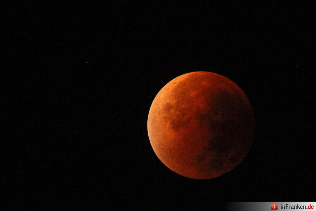 Leserfotos: Blutmond über Franken