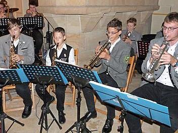 Das Jugendblasorchester der Untersteinacher Blasmusik begeisterte die Konzertbesucher in der Christuskirche. Foto: Werner Rei&szlig;aus