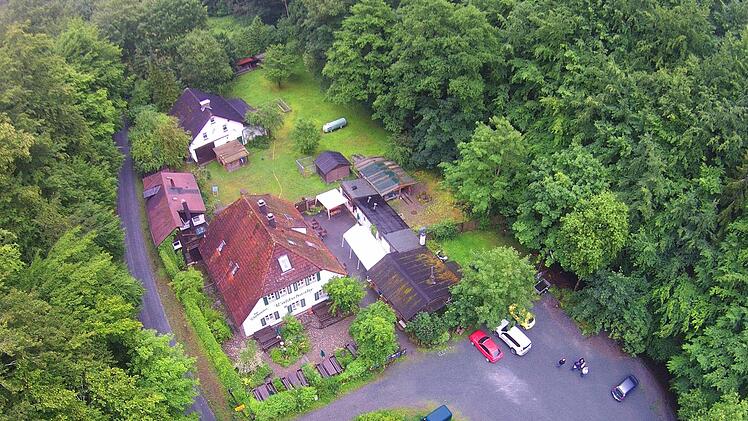 Die idyllisch gelegene "Waldschänke" im Steinachtal soll  verkauft werden. Foto: privat