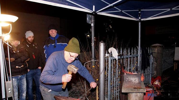 Alfons Schubert gibt den Pettstadter Schmied.Foto: Joseph Beck