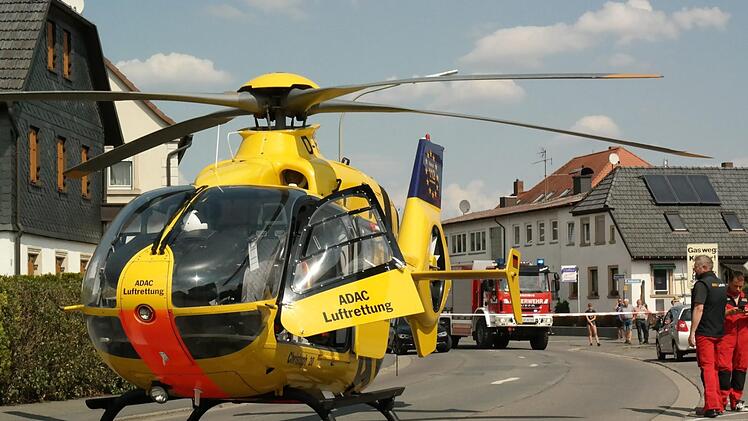 Tödlicher Unfall in Michelau im Kreis Lichtenfels: Ein achtjähriger Junge ist mit seinem Fahrrad unter einen Lkw geraten und tödlich verunglückt. Foto: Sarah  Stieranka
