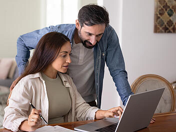 Arbeitnehmersparzulage, Steuererkl&auml;rung, Ehepaar, Geld, Sparen, Bank