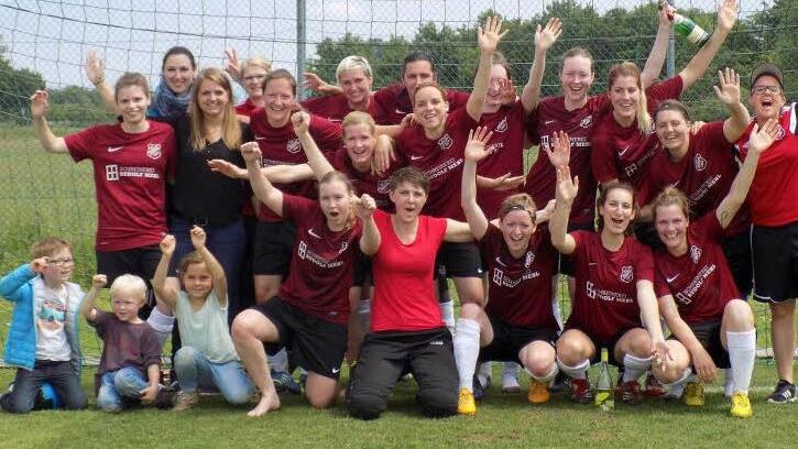 Den Damen des SV Hetzles gen&uuml;gte Platz 2 in der Kreisliga ER/PEG, um den direkten Durchmarsch von der Kreisklasse in die Bezirksliga perfekt zu machen.  Foto: SV Hetzles