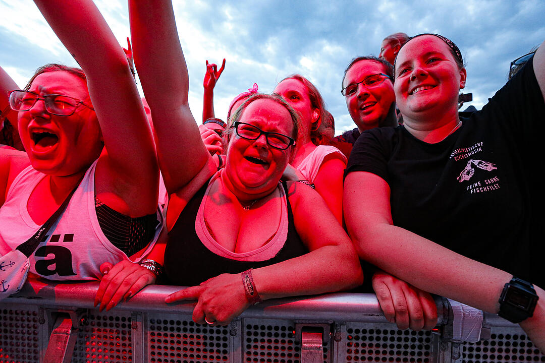 Rock im Park 2019: Regen und Sturm beim Auftritt der Ärzte
