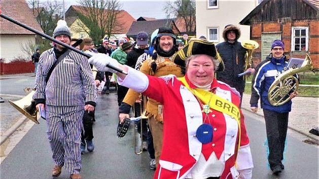 Beim Faschingsumzug in Neukenroth. Foto: Gerd Fleischmann