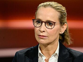 Juristin Frauke Brosius-Gersdorf sagt bei "Markus Lanz", dass sie die Fehlbehauptungen über ihre Person nicht mehr akzeptieren könne.