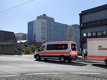 Corona-Ausbreitung in Seniorenheim: Infizierte Bewohner werden innerhalb der Einrichtung isoliert