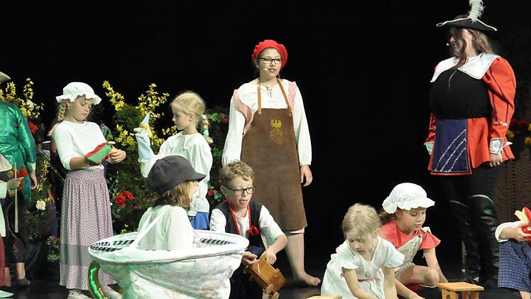 "Die Schöne und das Biest" : Aufführung des Kindermusicals des Herz Jesu Kinder- und Jugendchores und der Musikschule Bad Kissingen Foto: Peter Klopf