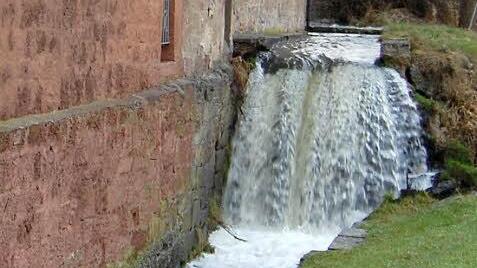 An der Krampertsmühle soll sich bald wieder ein Wasserrad drehen. Dann wird hier Energie erzeugt. Foto: Günther Straub