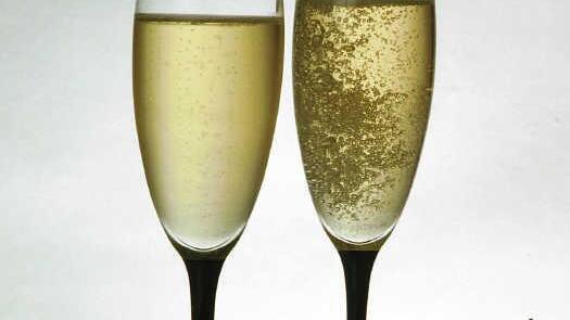 Prickelndes Aphrodisiakum: Prosecco Foto; BilderBox- Erwin Wodicka