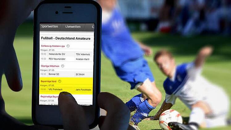 Das Sportwetten-Angebot breitet sich immer mehr aus. Inzwischen haben fast alle Wettanbieter die Regional- und Bayernliga im Angebot, teilweise auch als Live-Wetten. Die Vereine sehen der Entwicklung machtlos entgegen, wie die folgende Umfrage zeigt... Illustration: Michael Karg