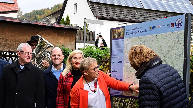Streitberg: Mammutprojekt abgeschlossen - Fränkische Schweiz feiert Eröffnung ihres Wanderleitsystems