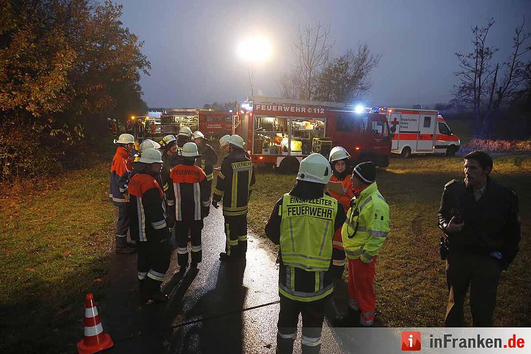 Pkw rollt bei Theres in Main: 23-Jährige stirbt