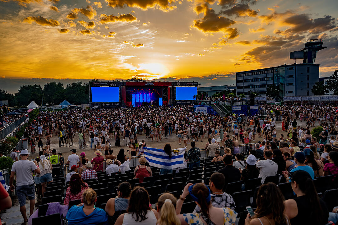 Mit vielen internationalen und nationalen Live-Acts!