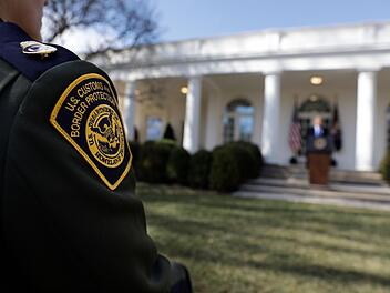 Trump k&uuml;ndigt Nationalen Notstand an