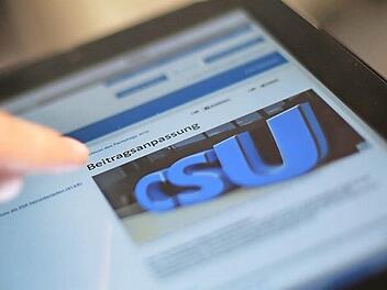 CSU-Kreischef Jürgen Baumgärtner lässt keine Abweichungen mehr gelten: Mit diesem Jahr sind alle Ortsverbandsvorsitzenden im Kreisgebiet angehalten, den satzungskonformen Mitgliedsbeitrag zu erheben. Bislang führten einige Verbände im Kreis zu wenig ab.  Foto: (Symbolbild) Hendrik Steffens