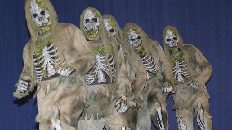 Die "Zombiebuam" aus Waigolshausen belegten Rang drei in Untererthal.  Foto: Winfried Ehling