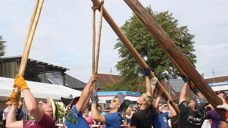 Impressionen der Aischer Kerwa. Foto: Sonja Werner