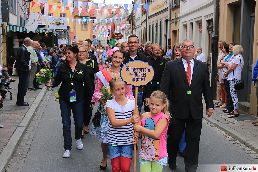 Sandkerwa 2015 - Kerwasbaum-Aufstellen