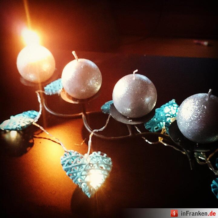 Ein Lichtlein brennt... Der 1. Advent in Franken
