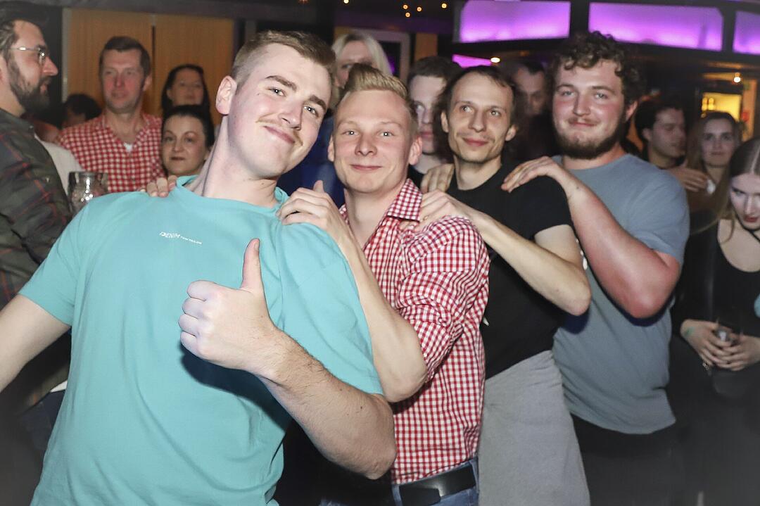 Osterparty 2024