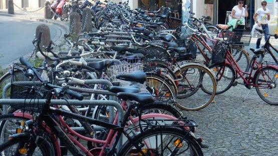 Häufig überfüllt: Fahrradparkplatz am Pfahlplätzchen