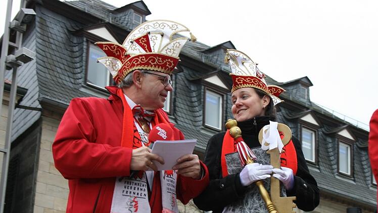 Prinzessin mir Schl&uuml;sselMaria L&ouml;ffler