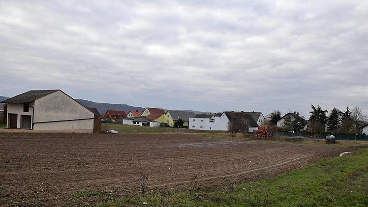 Blick auf das  Staffelbacher Baugebiet, in dem die 30 Reihen-Eckhäuser verwirklicht werden sollen.Foto: Ronald Rinklef