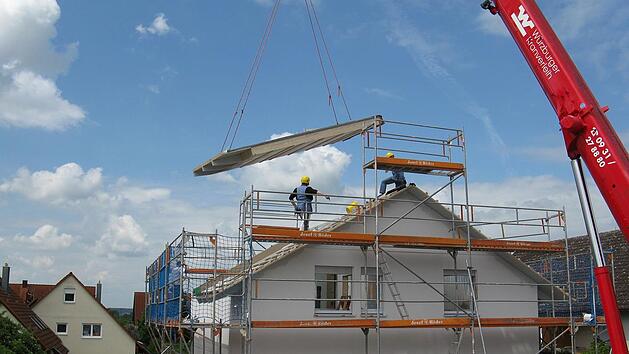 Massivhäuser werden auf der Baustelle direkt vor Ort gebaut.