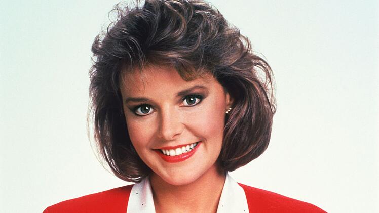 Marcy Rhoades (Amanda Bearse) ist die beste Freundin von Peg und die Intimfeindin von Al.