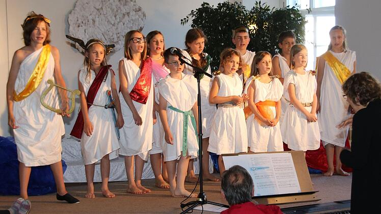 Musical-Aufführung des Kinder- und Jugendchors der Liedertafel 1881 Münnerstadt in der Alten Aula am Stenayer Platz.  Foto: Dieter Britz