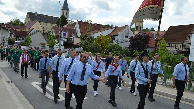 Eindrücke vom Jubiläumsfest des ASV Forelle Poppenlauer Foto: Annette Warmuth