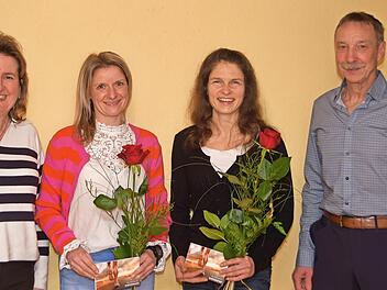 Die Aushängeschilder der LG Ludwigschorgast wurden bei der Hauptversammlung mit ausgezeichnet. Im Bild (von links) Bürgermeisterin Doris Leithner-Bisani, Susanne Schubert, Sina Schubert und Vorsitzender Michael Kraus.