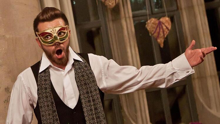 Das "Ensemble Karsanat" bei seinem Gastpiel im ehemaligen Refkrotium des einstigen Klosters MönchrödenFoto: Jochen Berger