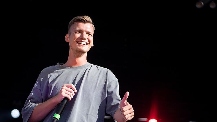 "Dicht im Flieger"-Star Julian Sommer (25) mit eindringlicher Bitte an Mallorca-Urlauber