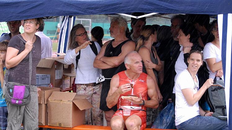 Pavillons boten Schutz vor Regen