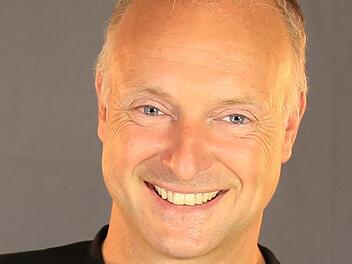 Beim Kommentieren von Fu- oder Basketball ist Frank Buschmann um keinen Spruch verlegen. Foto: pr