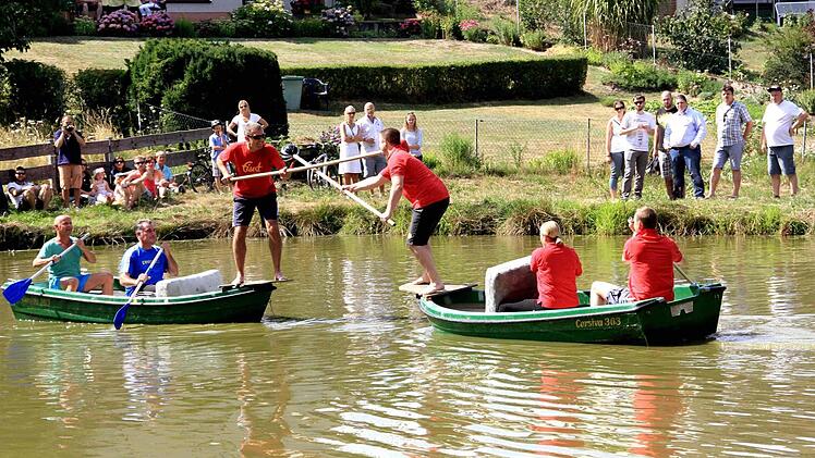 Das Fischerstechen in Reuth. Foto Sänger