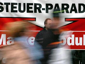Auf alle verfügbaren Produkte: Noch bis Samstag, den 22.06 gibt es bei Media Markt die Mehrwertsteuer geschenkt.  Foto: Achim Scheidemann