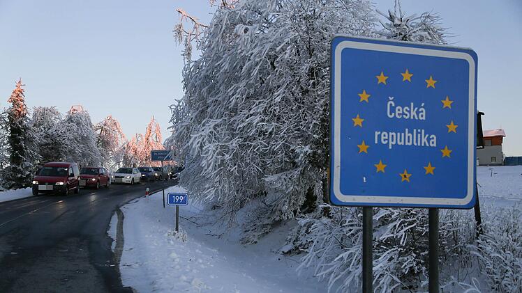 Stationäre Kontrollen zu Tschechien: Vorbereitungen für Grenzschließungen laufen