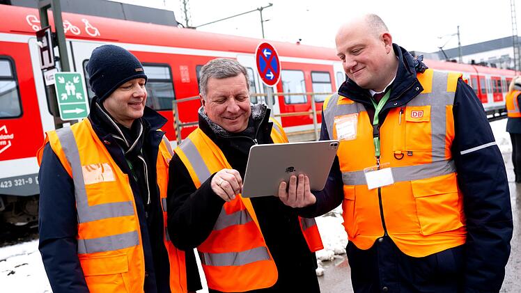 Pr&auml;sentation einer ferngesteuerten S-Bahn