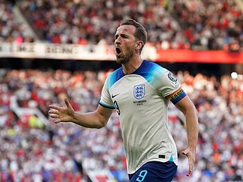 Harry Kane - wechselt Englands Torjäger nach München?